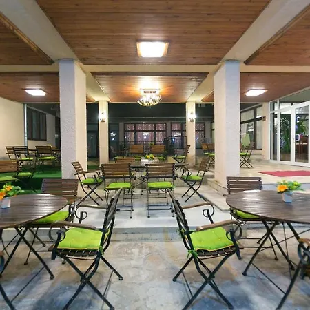 Complex Fazanaria 3* Pazardsjik